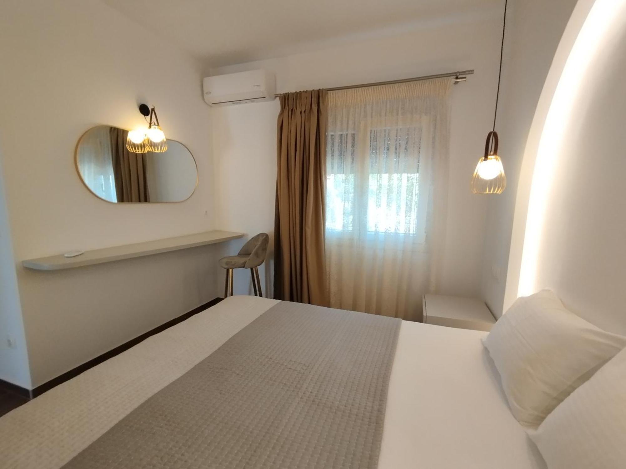 Nostos Hotell Patitírion Eksteriør bilde