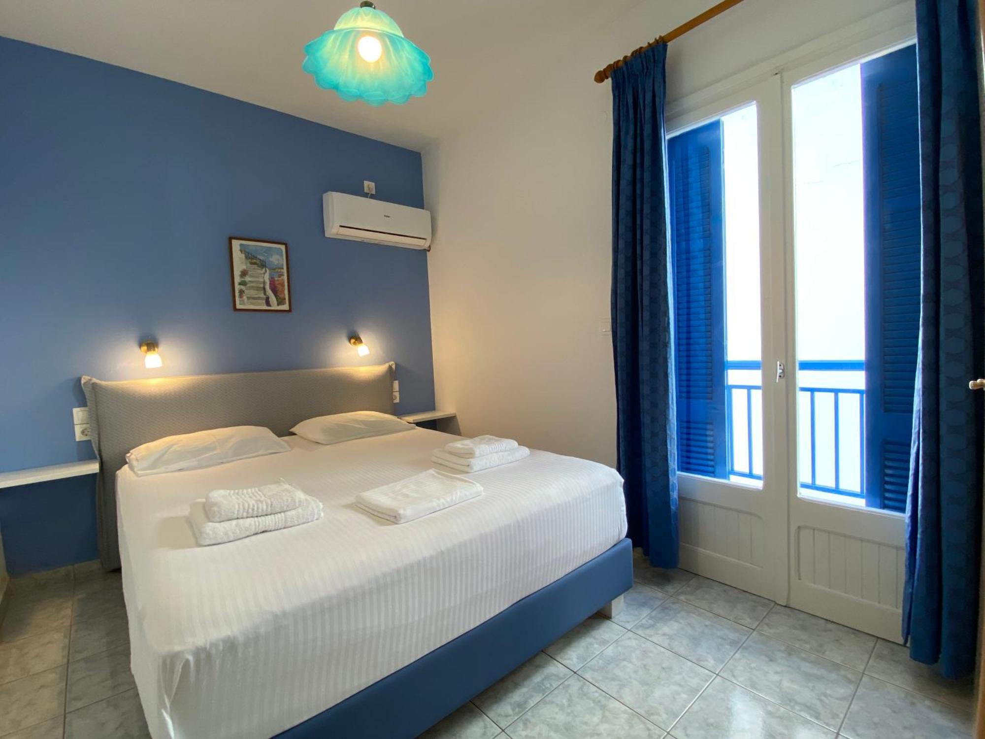 Nostos Hotell Patitírion Eksteriør bilde