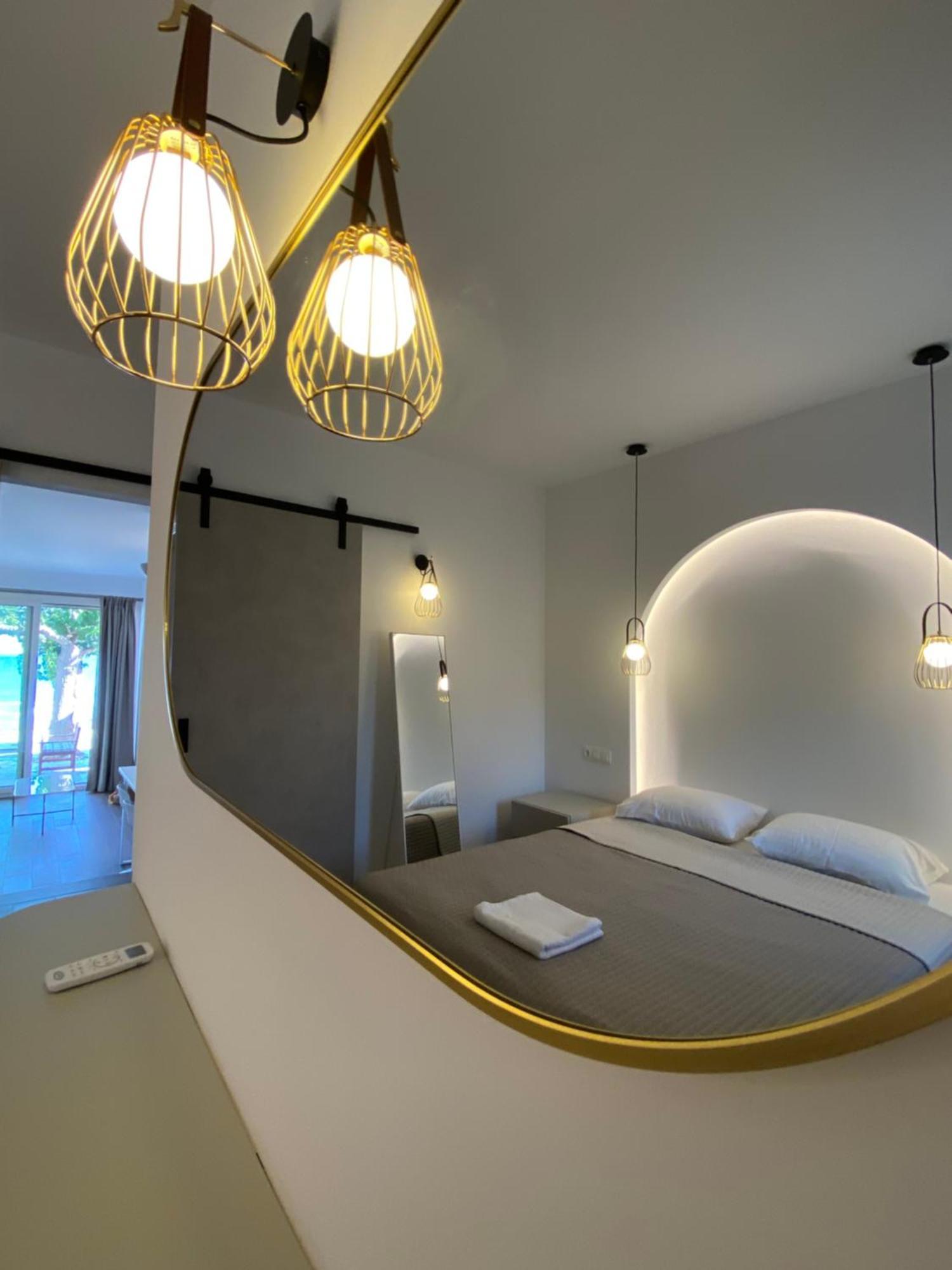 Nostos Hotell Patitírion Eksteriør bilde