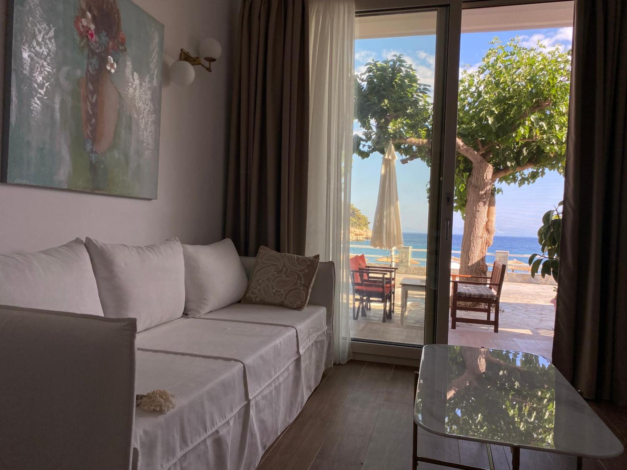 Nostos Hotell Patitírion Eksteriør bilde