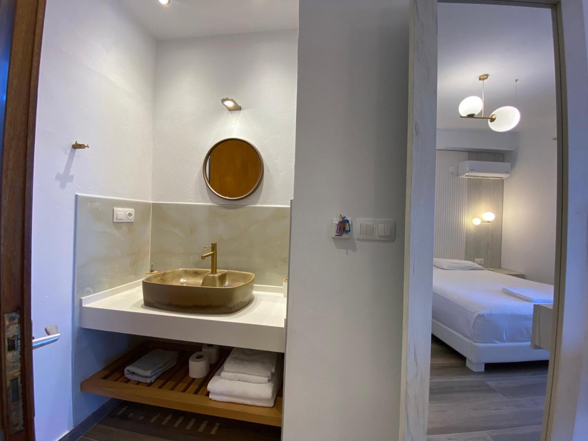 Nostos Hotell Patitírion Eksteriør bilde